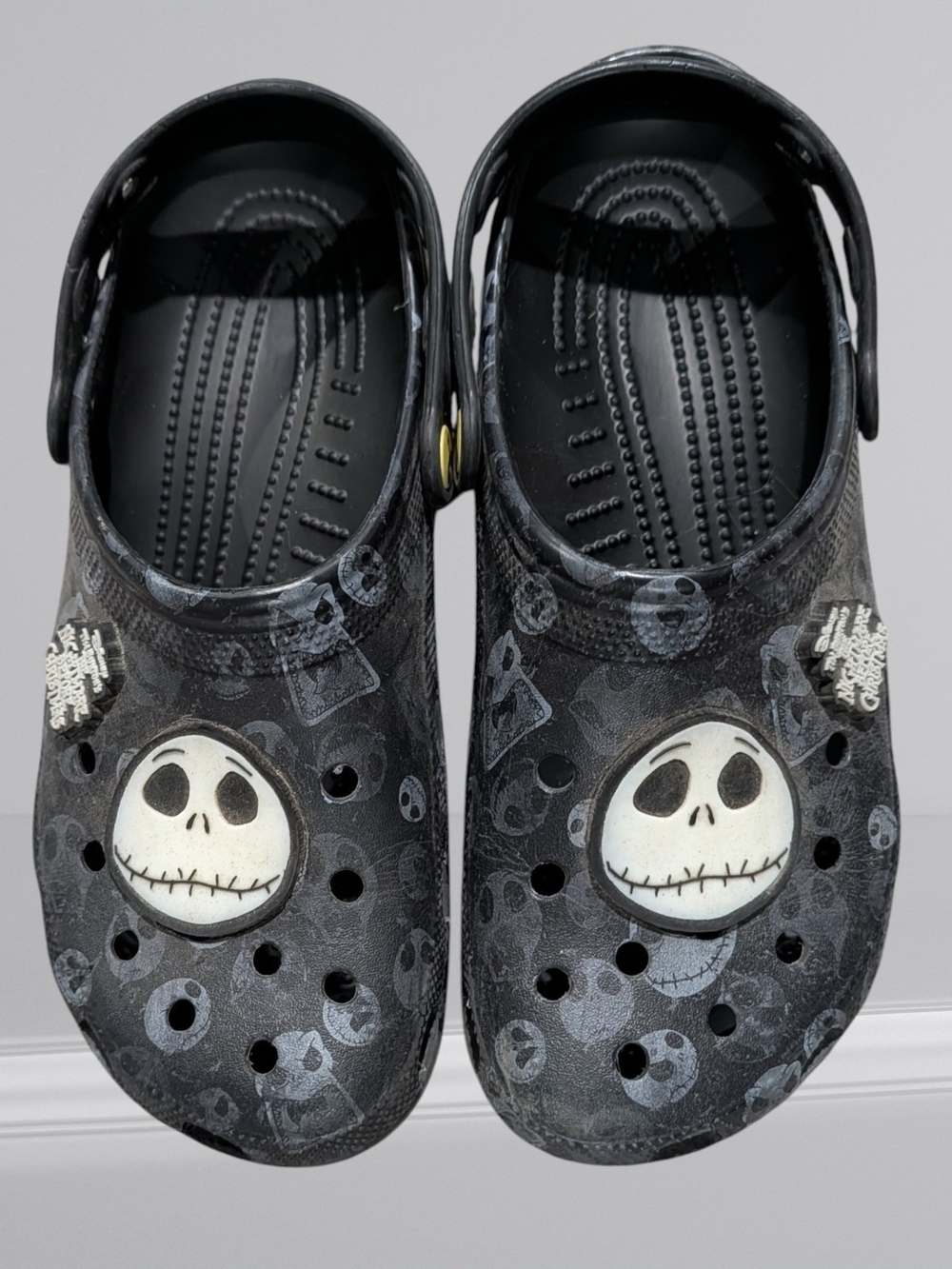 CROCS Disney The Nightmare Before Christmas Glow In The Dark Adult Clogs